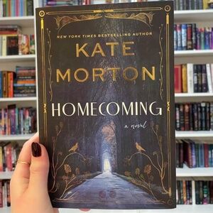 *BRAND NEW* Historical Fiction Book: Homcoming by Kate Morton